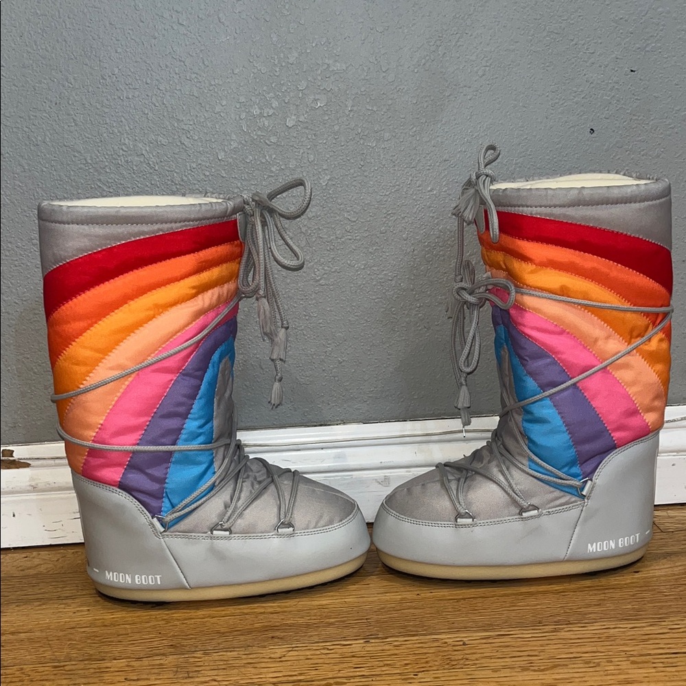 Moon Boot Icon Rainbow Snow Boots NWOB - Picture 10 of 17